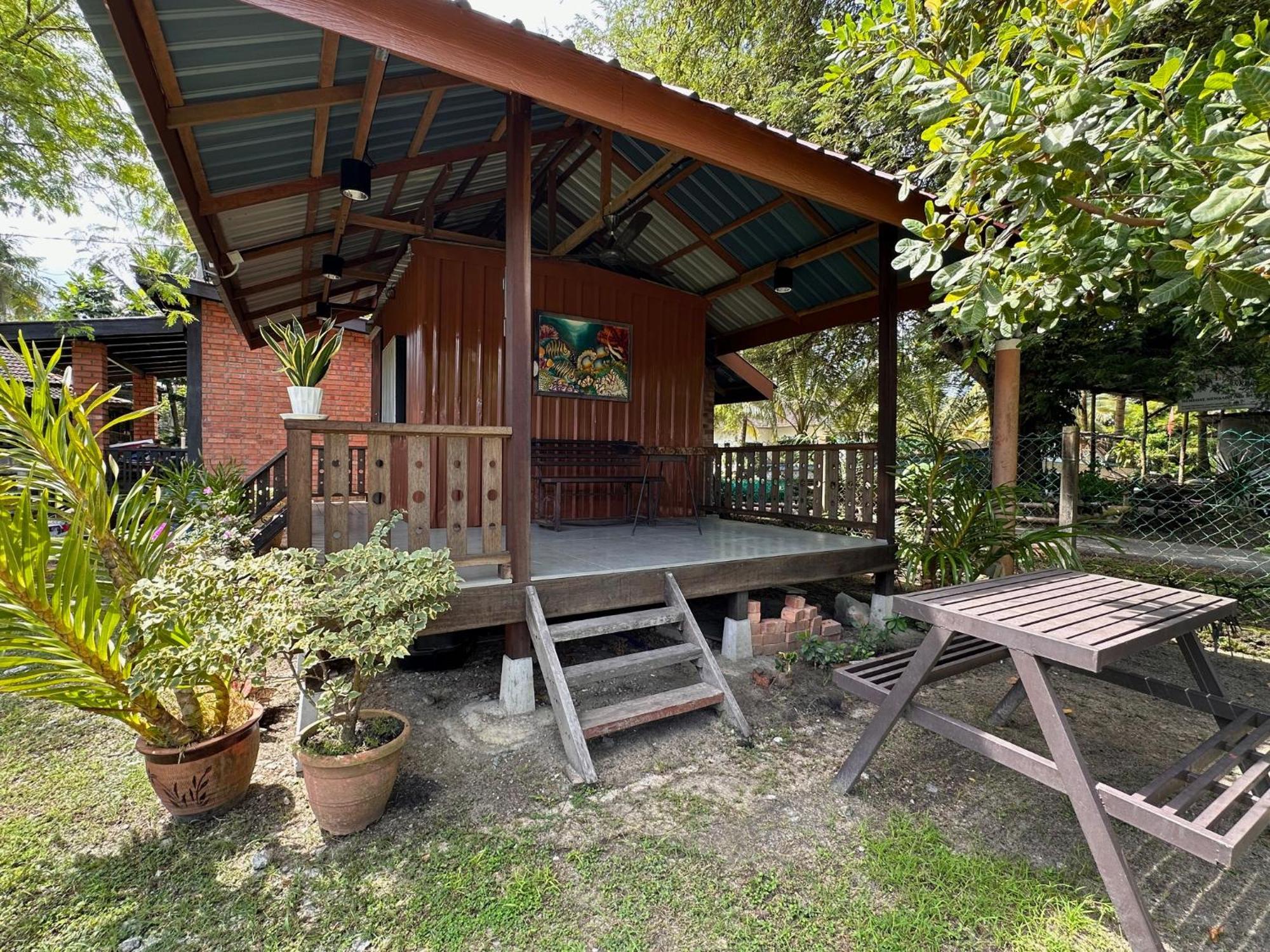Red Coral Cottage Langkawi Room photo