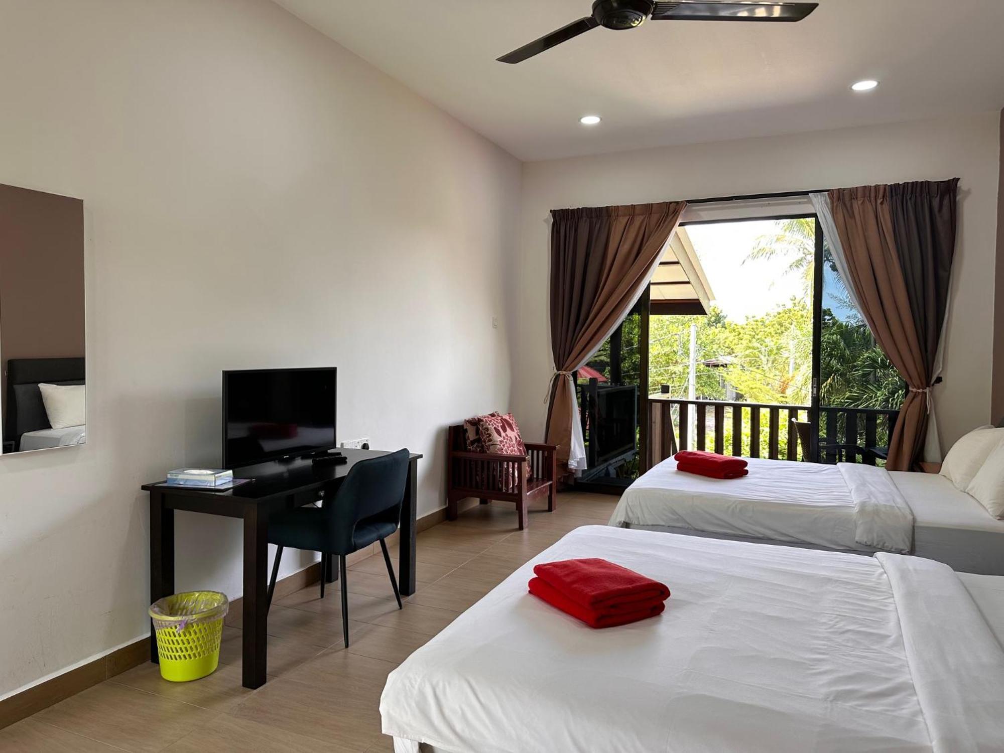 Red Coral Cottage Langkawi Room photo