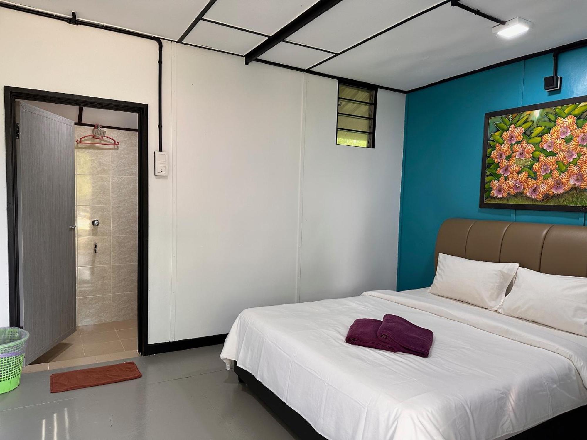 Red Coral Cottage Langkawi Room photo