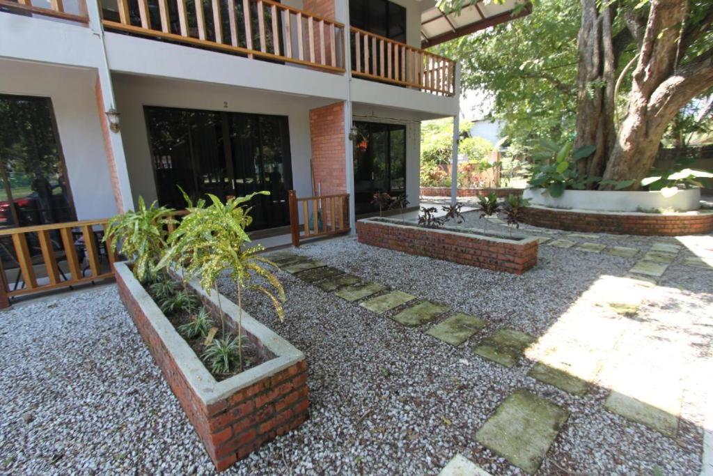 Red Coral Cottage Langkawi Exterior photo